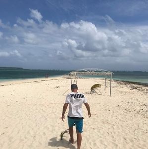 Meet your Posher, Armando